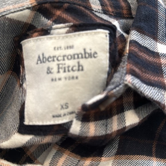 Abercrombie and fitch flannel - Picture 2 of 3